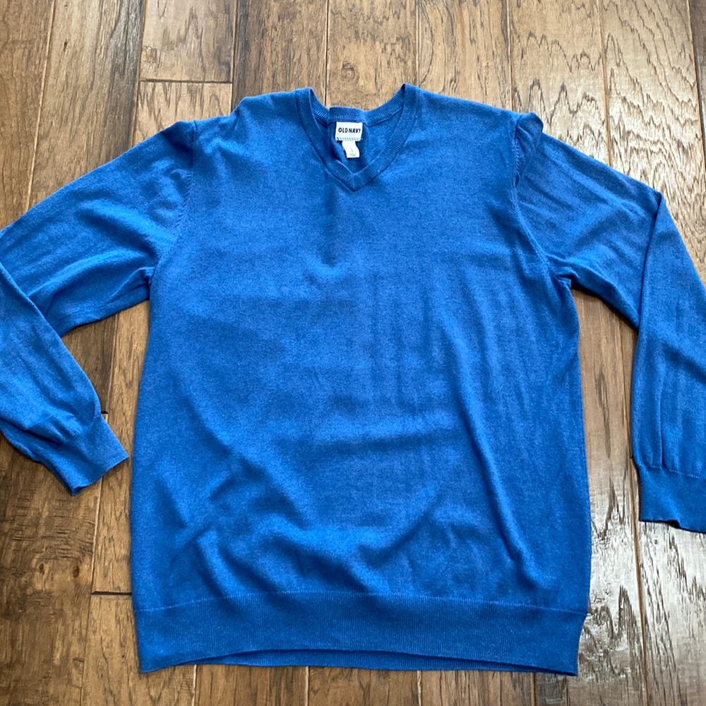 Men’s Old Navy sweater